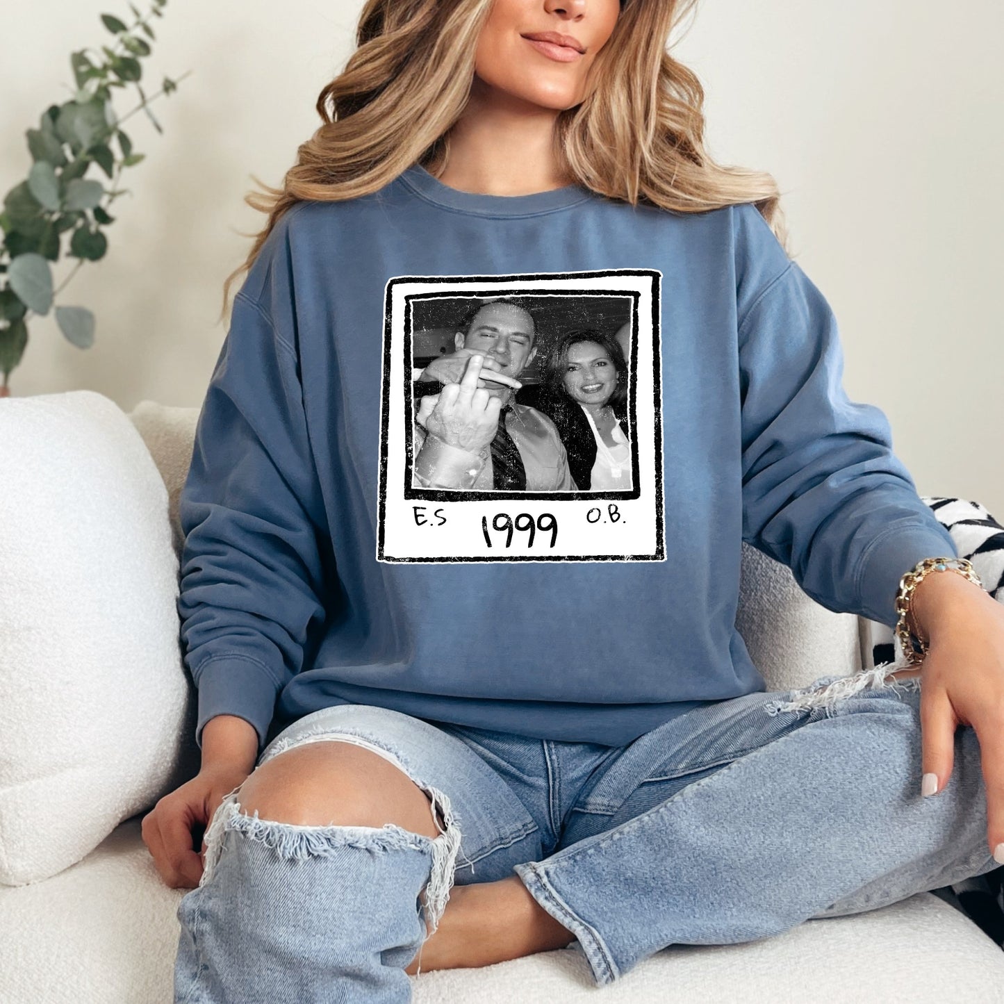 1999 Law & order t shirt